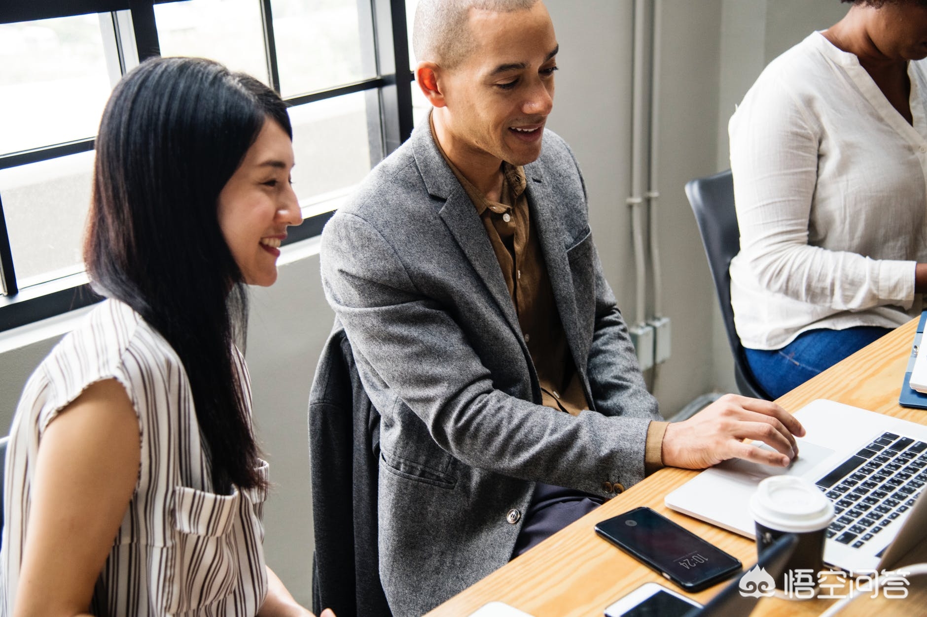 如何让网站转化率暴涨 50%？按钮设计的 5 个心理学技巧